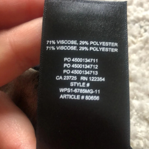 Babaton high waisted long shorts bermudas, viscose, floral abstract pattern sz 8 - Picture 5 of 8